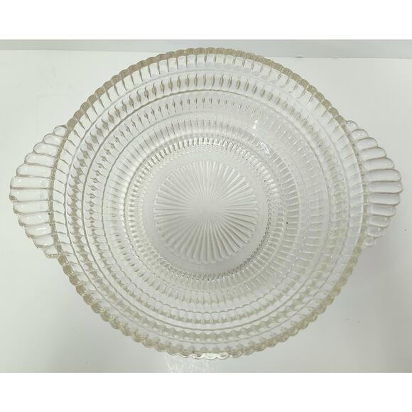 Vintage Clear Pressed Glass Serving Bowl with Handles Salad Fruit Dish - Picture 3 of 6